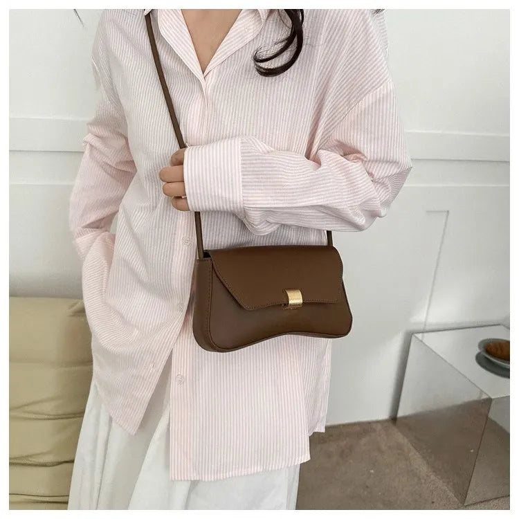 2026 New Women's Stylish Girly Single Shoulder Bag with Super High-End Feel Vintage